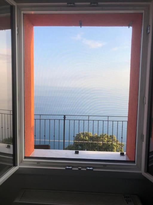 Вілла Orangehouse Cinque Terre. Private Parking Ріомаджоре Екстер'єр фото