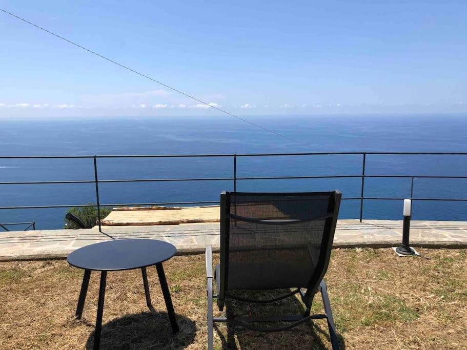 Вілла Orangehouse Cinque Terre. Private Parking Ріомаджоре Екстер'єр фото