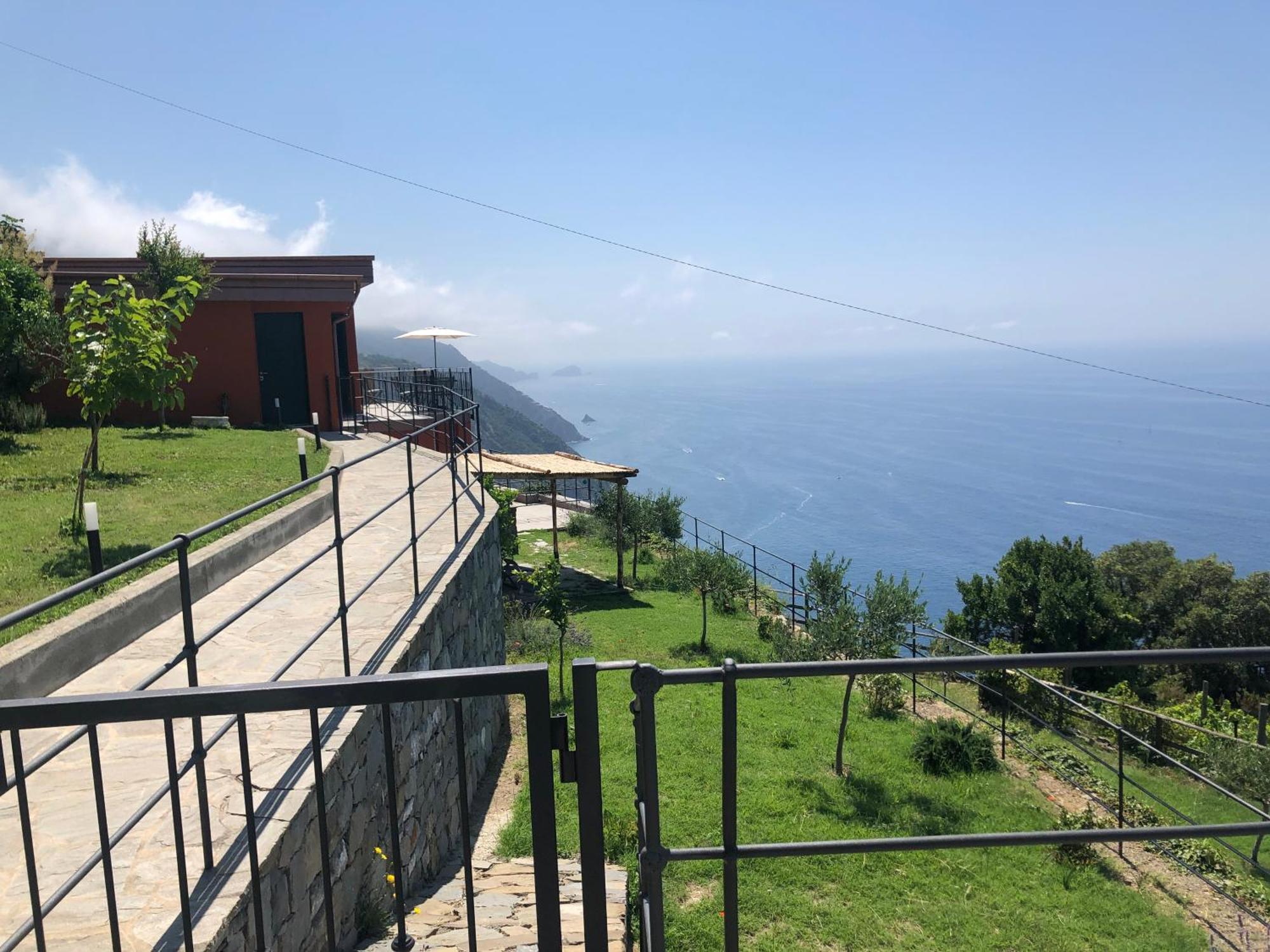 Вілла Orangehouse Cinque Terre. Private Parking Ріомаджоре Екстер'єр фото
