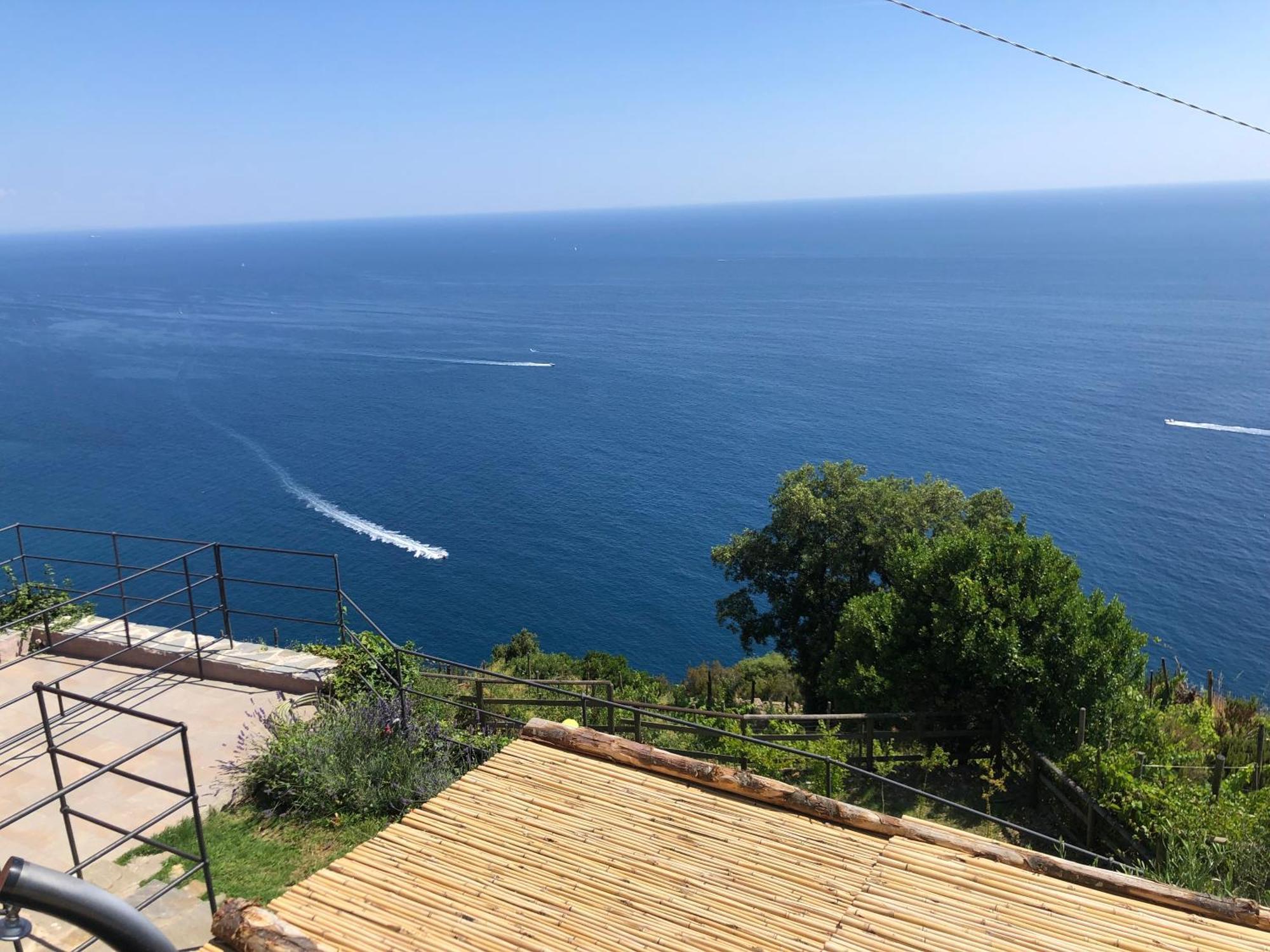 Вілла Orangehouse Cinque Terre. Private Parking Ріомаджоре Екстер'єр фото
