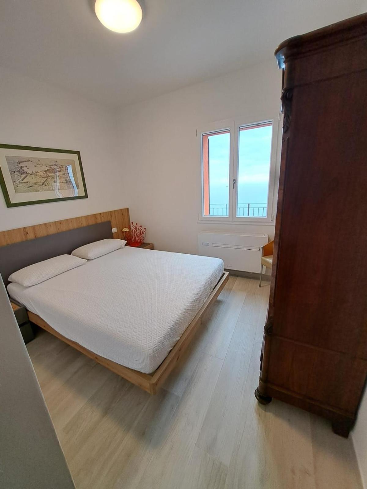 Вілла Orangehouse Cinque Terre. Private Parking Ріомаджоре Екстер'єр фото