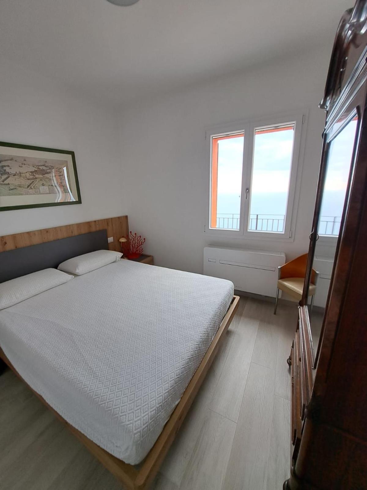 Вілла Orangehouse Cinque Terre. Private Parking Ріомаджоре Екстер'єр фото