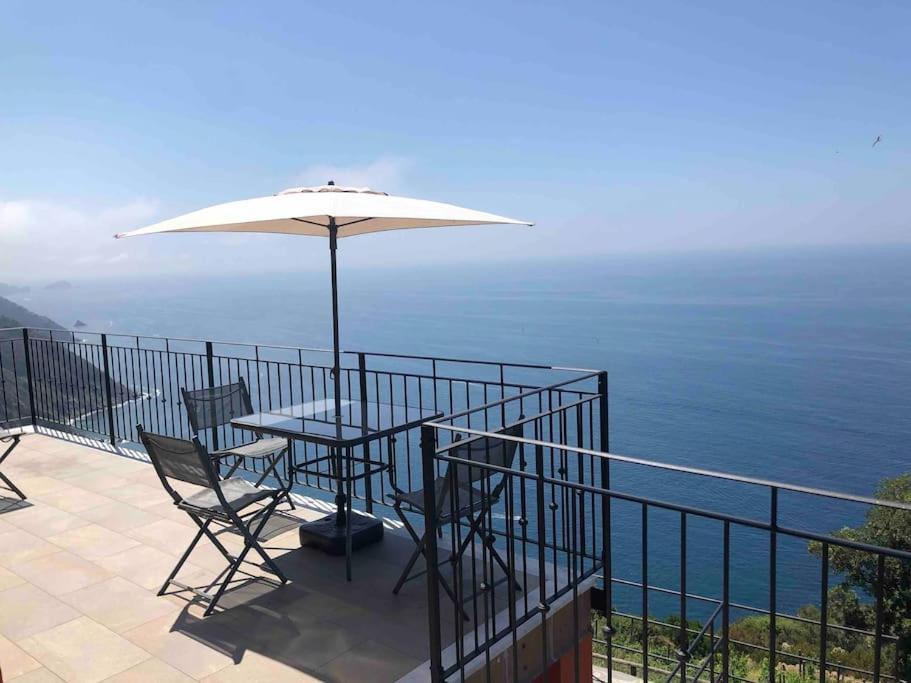 Вілла Orangehouse Cinque Terre. Private Parking Ріомаджоре Екстер'єр фото